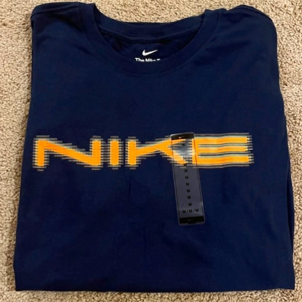 Men's Nike short sleeve 100% Cotton T-Shirt/ Tee - M